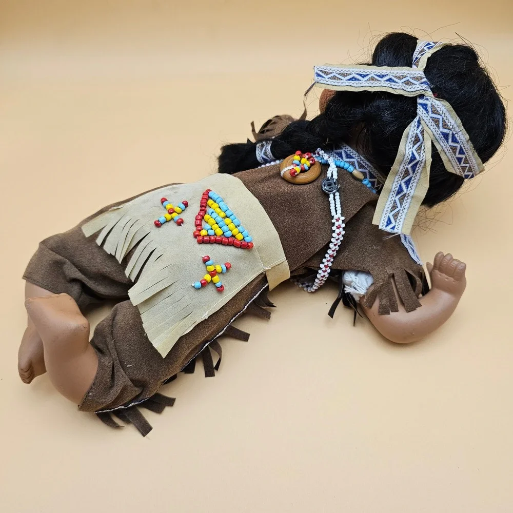 Native American Indian Porcelain Doll Beaded Sleeping  Detailed Outfit‎ Headband